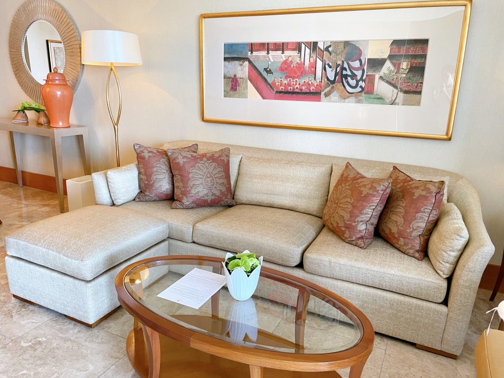 The Earl Beachfront View(ジ・アールスイート ビーチフロントビュー)リビング