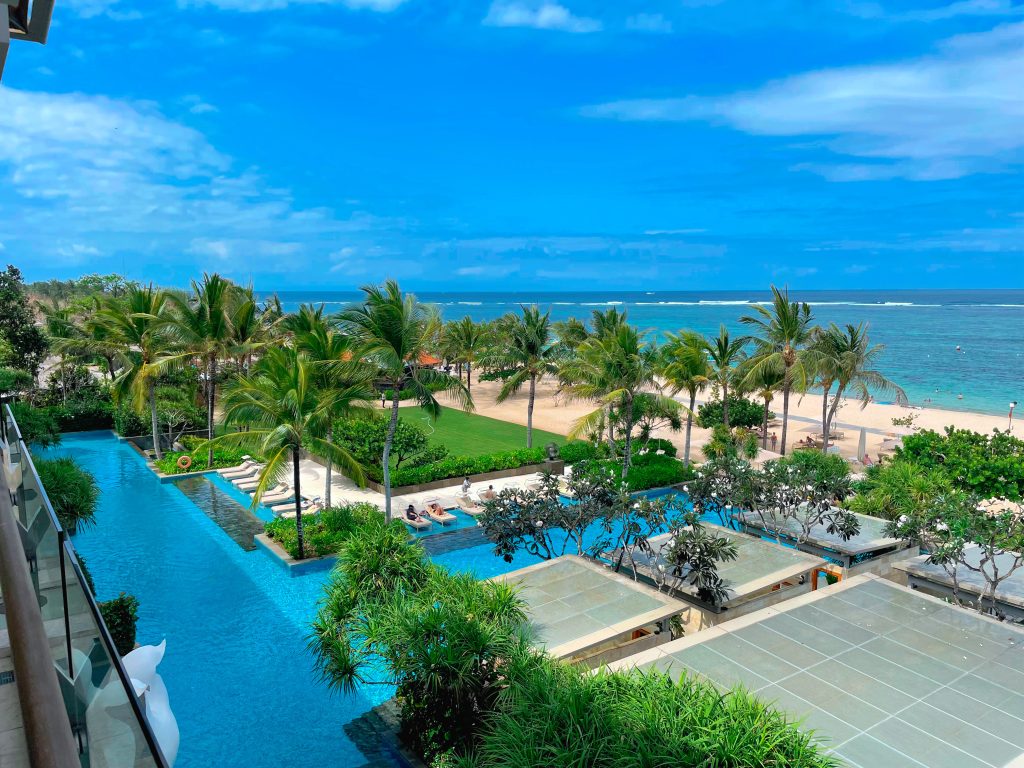 The Earl Beachfront View(ジ・アールスイート ビーチフロントビュー)バルコニーからの眺め